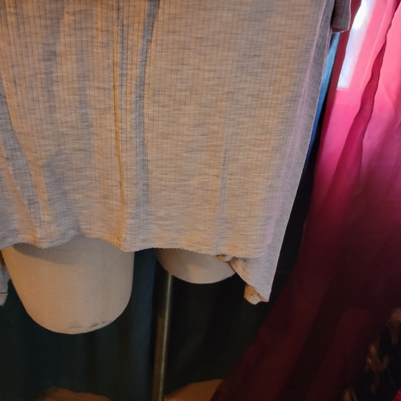 BKE NWT Tunic Med. - Picture 2 of 4